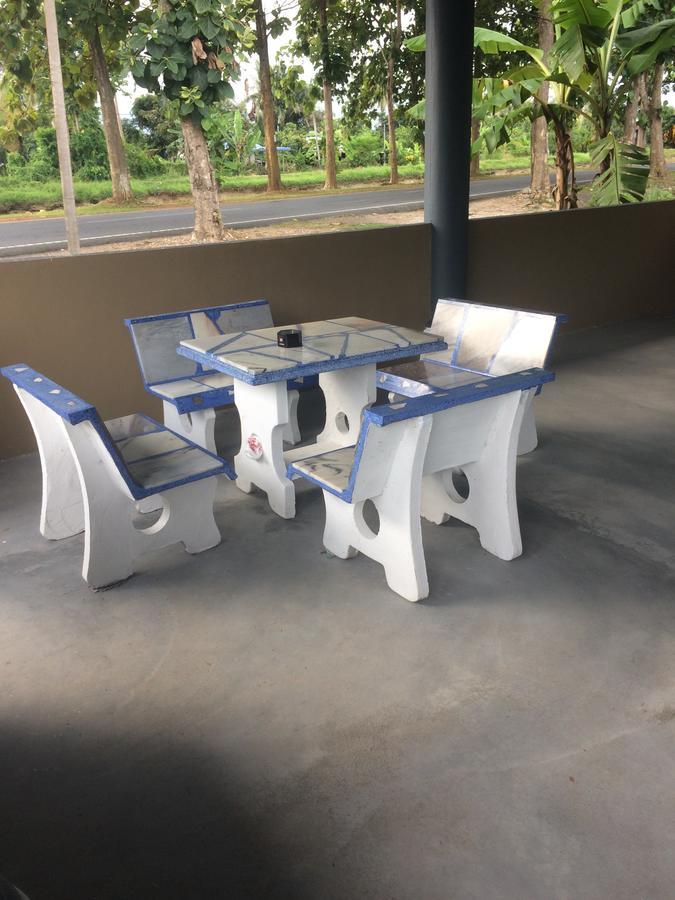 Roomstay Zulmi Arau Exteriör bild